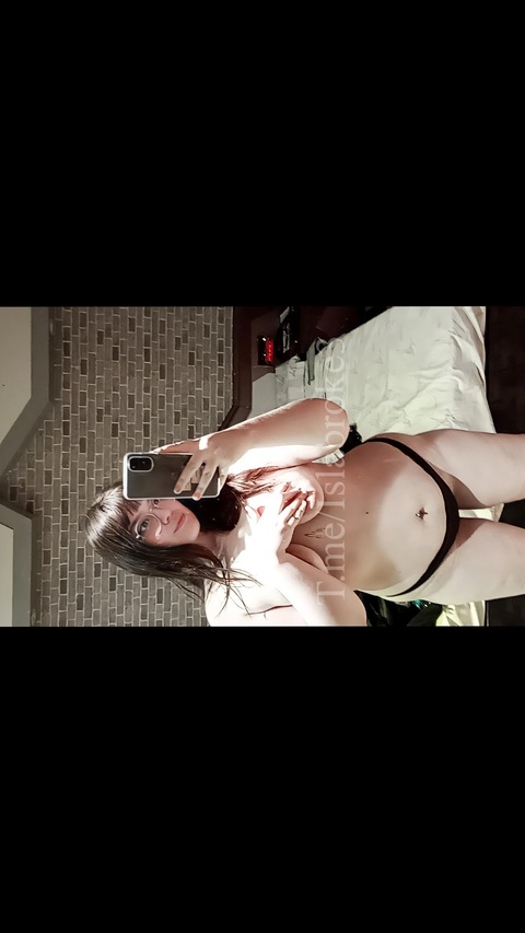 Nicole Obrien @afriluxok cover picture