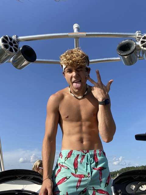 Alec Moore @alecafterdark cover picture