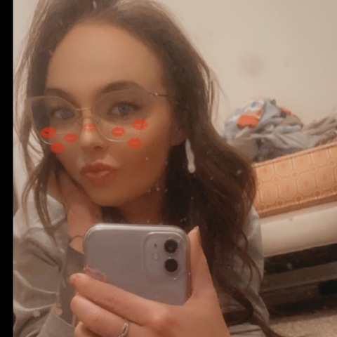 Alli Wilcox @alligirl321 cover picture