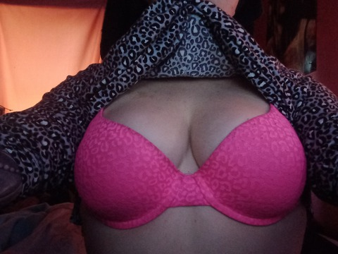 Amber Adore @amberadore cover picture