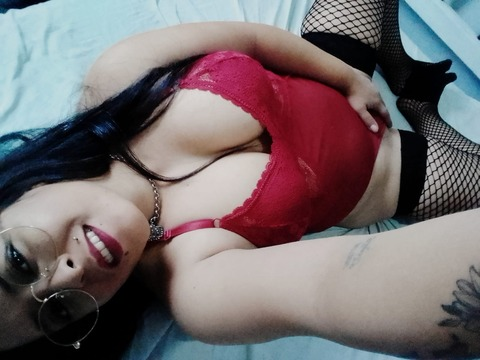 Claudia @anaclau94 cover picture