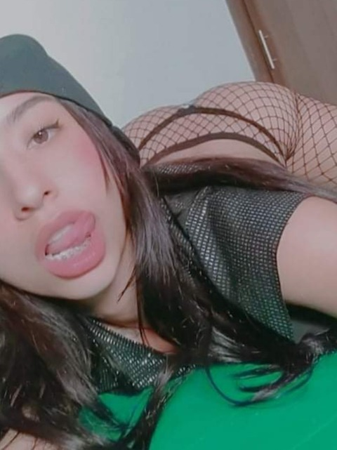 Andrea @andreah77 cover picture