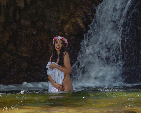 Aracely Rodriguez @aracelyrodr.guez cover picture