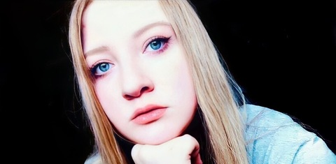 Autumn Marie @autumnwe5 cover picture
