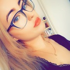 Onlyfans leaks axoxoxo 

 profile picture