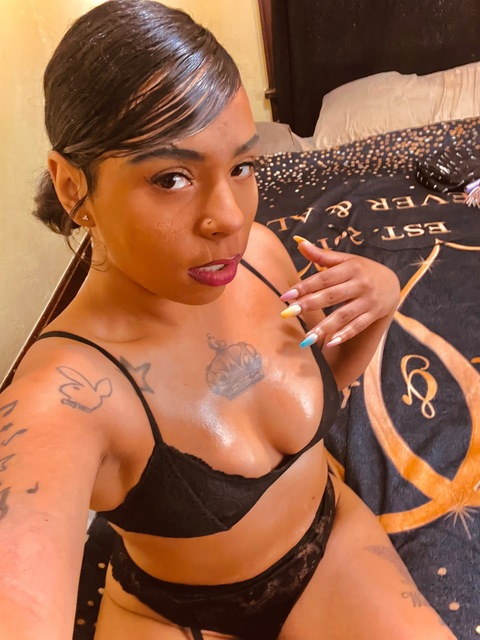 DivineCaramel69 @babiebandzz cover picture