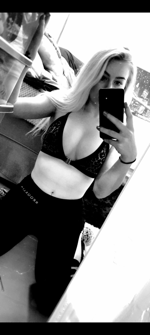 Babyy @babyyblondie cover picture