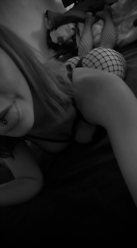 bad_girl666 @bad_girrrl666 cover picture