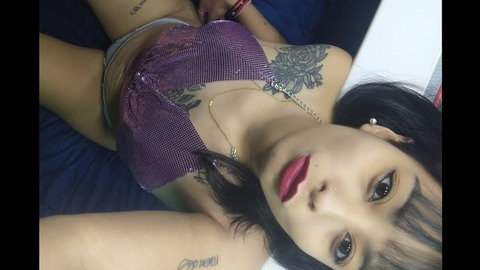 Agustina Cardozo @badgirlflop cover picture