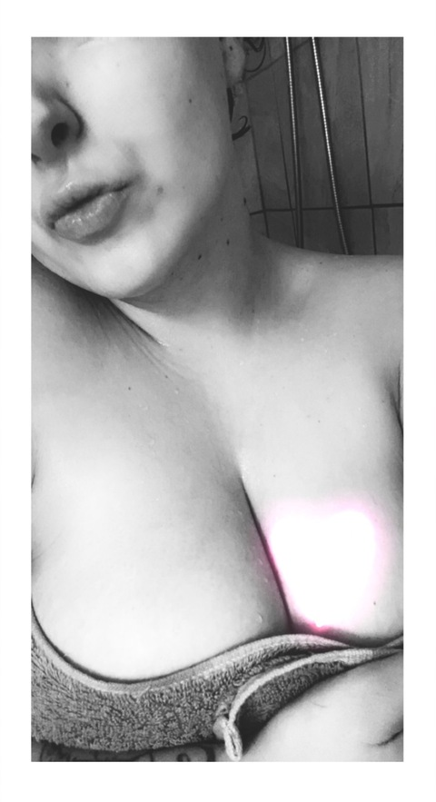Tay💖 @badgirlxoxo97 cover picture