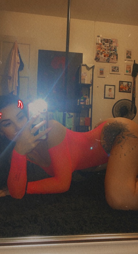 Barbiixo @barbiixo cover picture