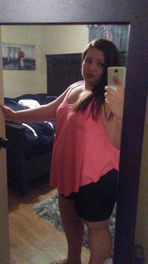 Rebecca @beckybbw8 cover picture