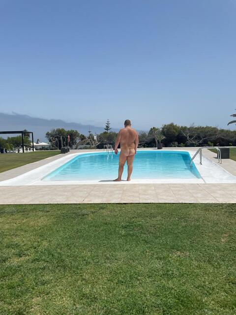 BeefyBear19 @beefybear19 cover picture