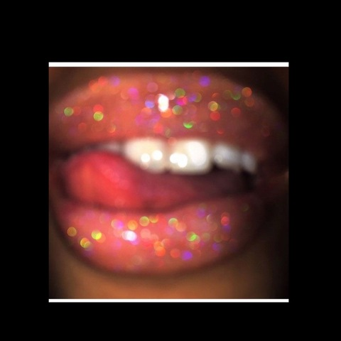 B y e e a❤️‍🔥 @beesboobieliciouspage cover picture