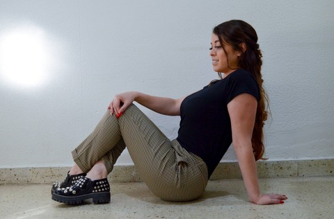 Belen Urueña @belufree cover picture