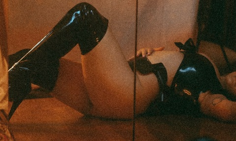 Big Titty Goddess💦 @beverlywestern cover picture