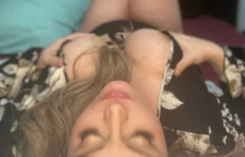 Mrs. MJ @bigtitty_housewife cover picture
