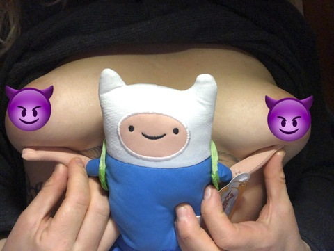 t h i c c  s t o n e r  g o d d e s s @bipolarstonergoddess cover picture