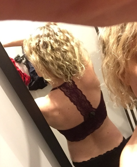 Kati @blosika cover picture