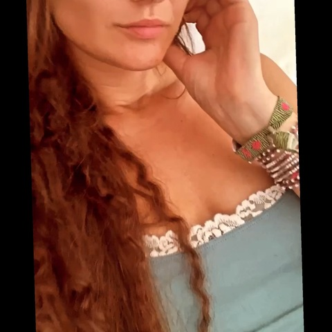 Bohemian Girl @bohemiangirl cover picture