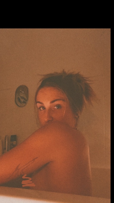 Bondiminx @bondiminx cover picture