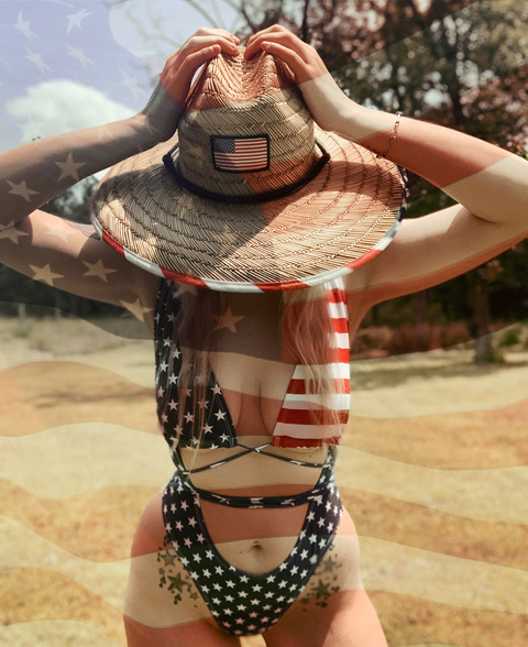BowtieBlondie🍑 @bowtieblondie cover picture