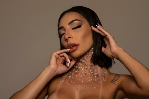 Bebezita @brasilianbabes cover picture