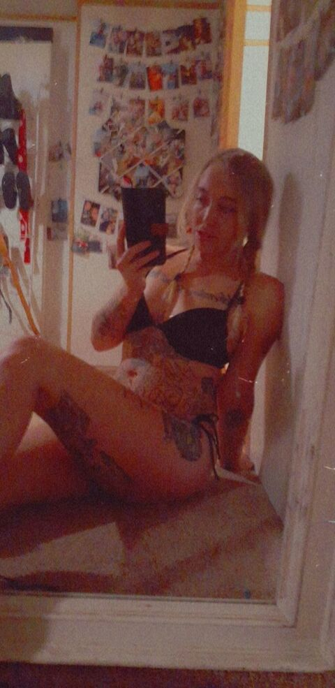 BreBree93 @breebree93 cover picture