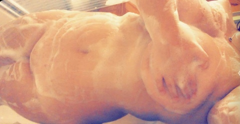 BB @bustieblondebabe cover picture