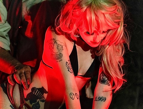butterdungeon @butterdungeon69 cover picture