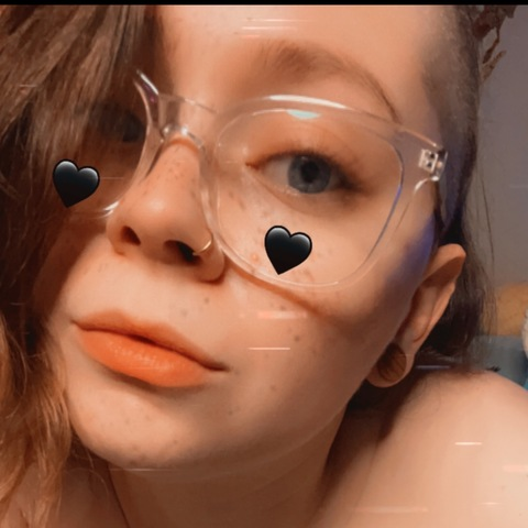 Ash @c4ndyp41nt cover picture