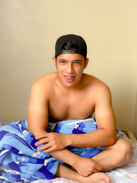 Bryan C. @camacho.ec cover picture