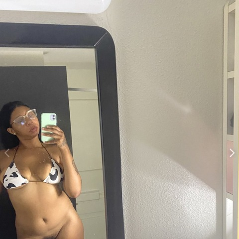 Camille @cammieewoods cover picture