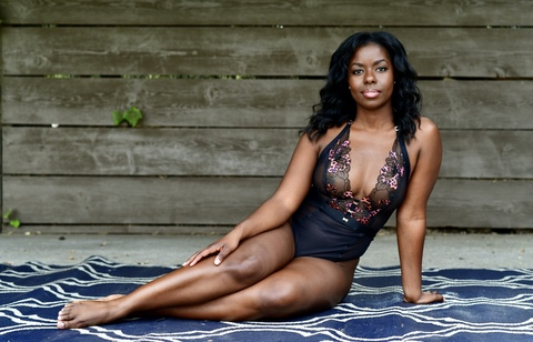 Camille W @candidlycam cover picture