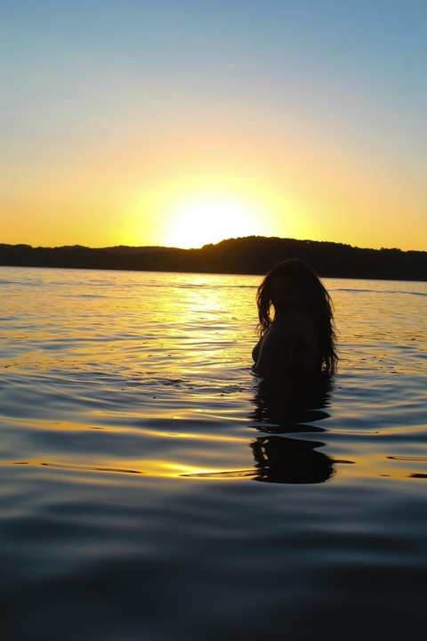 Carly Von Wolf VIP @carlyvonwolfvip cover picture