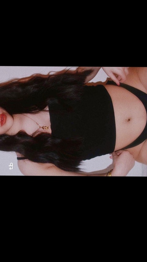 Cata 🍒 @catalinasky2 cover picture