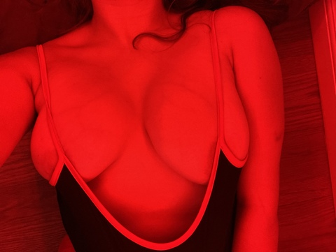unfriendly n8v hottie @cdngrldoll cover picture