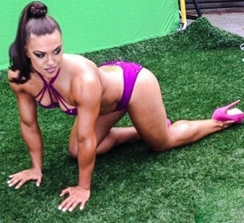 Charlie Claire @charliefit.x cover picture
