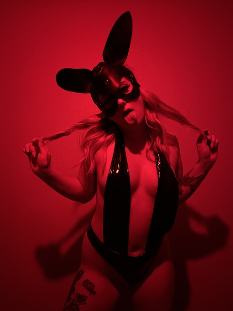 Chloe @chloeblackz cover picture