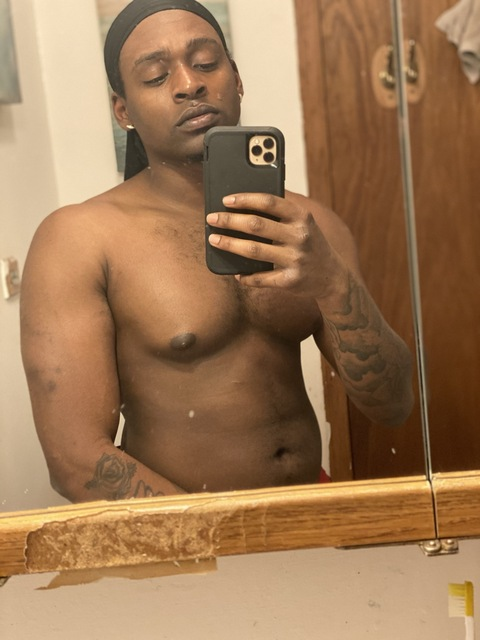 King Monte @chocolatedumpling cover picture