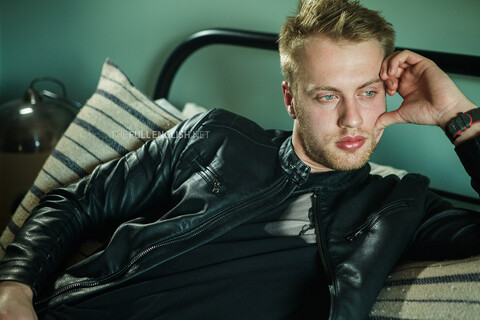 Chris Cobalt @chriscobalt cover picture