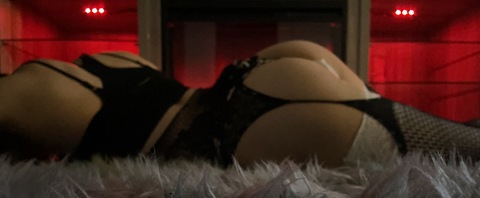 Victoria @crossdressvic cover picture