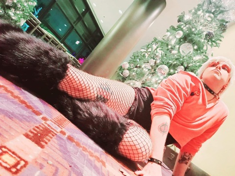 Crystal Daddy Cosplay @crystaldaddycos cover picture