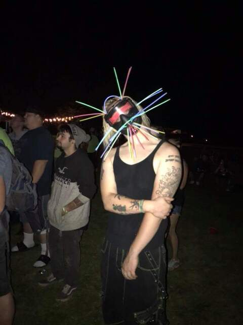 Tyler Miller @dadbod4days cover picture