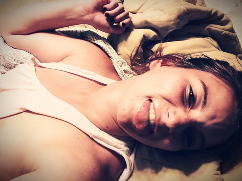 Dani @danidoesitbest cover picture