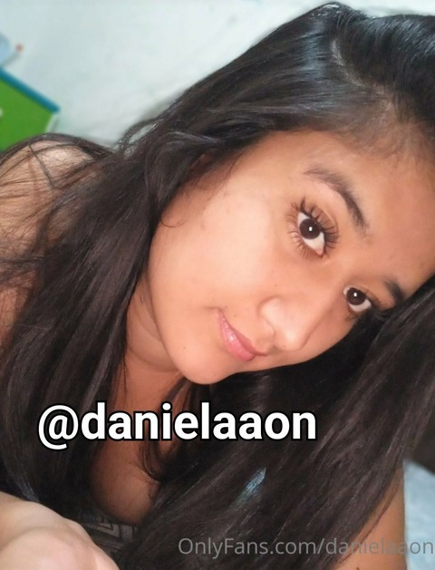 Dani ❤️ @danielaaon cover picture