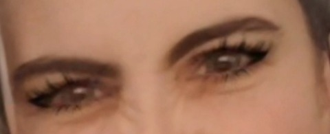 Dee @deeofof cover picture