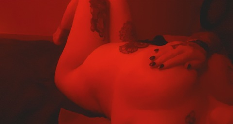 Delux @delux1932 cover picture