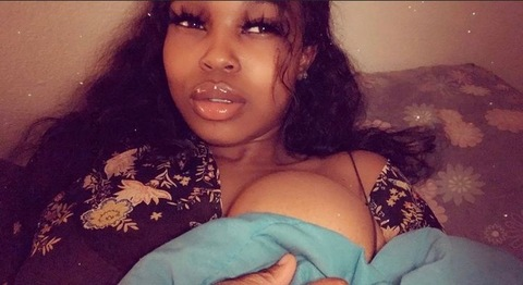 ♡ DESI ♡ @desitheundead cover picture