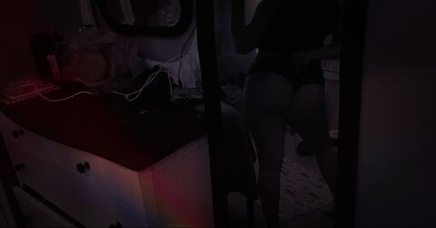 Sage Deville @dev3llie cover picture